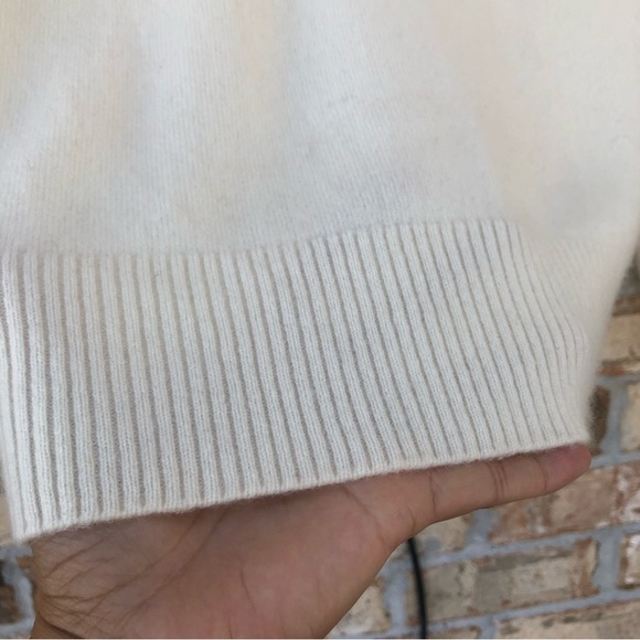 Charter Club 2-PLY Cashmere Shawl Neck Long Sleeve Light Ivory Top M - Picture 5 of 11